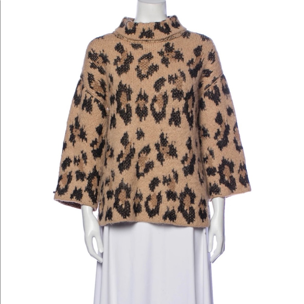 Kate Spade Alpaca Pullover, S
Animal Print
Three-Quarter Sleeve with Mock Neck